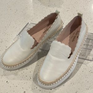 Kate Spade Loren Espadrille Leather Scalloped Slip-on Sneaker Size 7